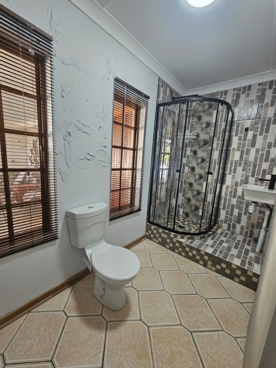 To Let 5 Bedroom Property for Rent in Dan Pienaar Free State